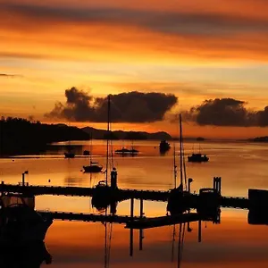 https://the-harbour-house-hotel-restaurant-organic-farm.richmond-hotels.com