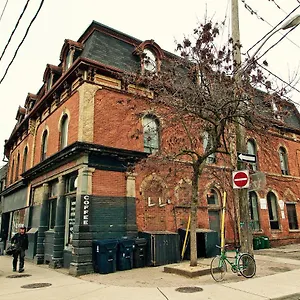https://the-parkdale-hostellerie.hotelstorontoontario.org